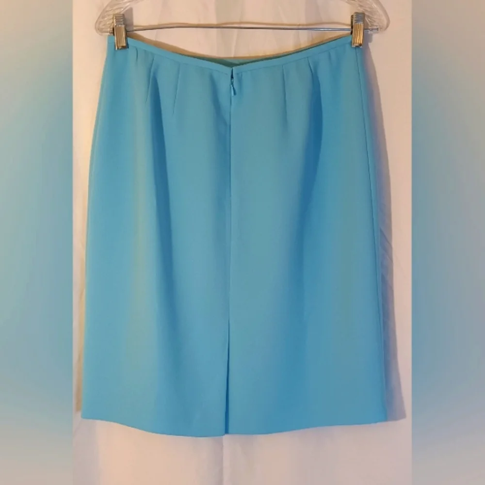 Le Suit Vintage Skirt Set - Picture 6 of 7